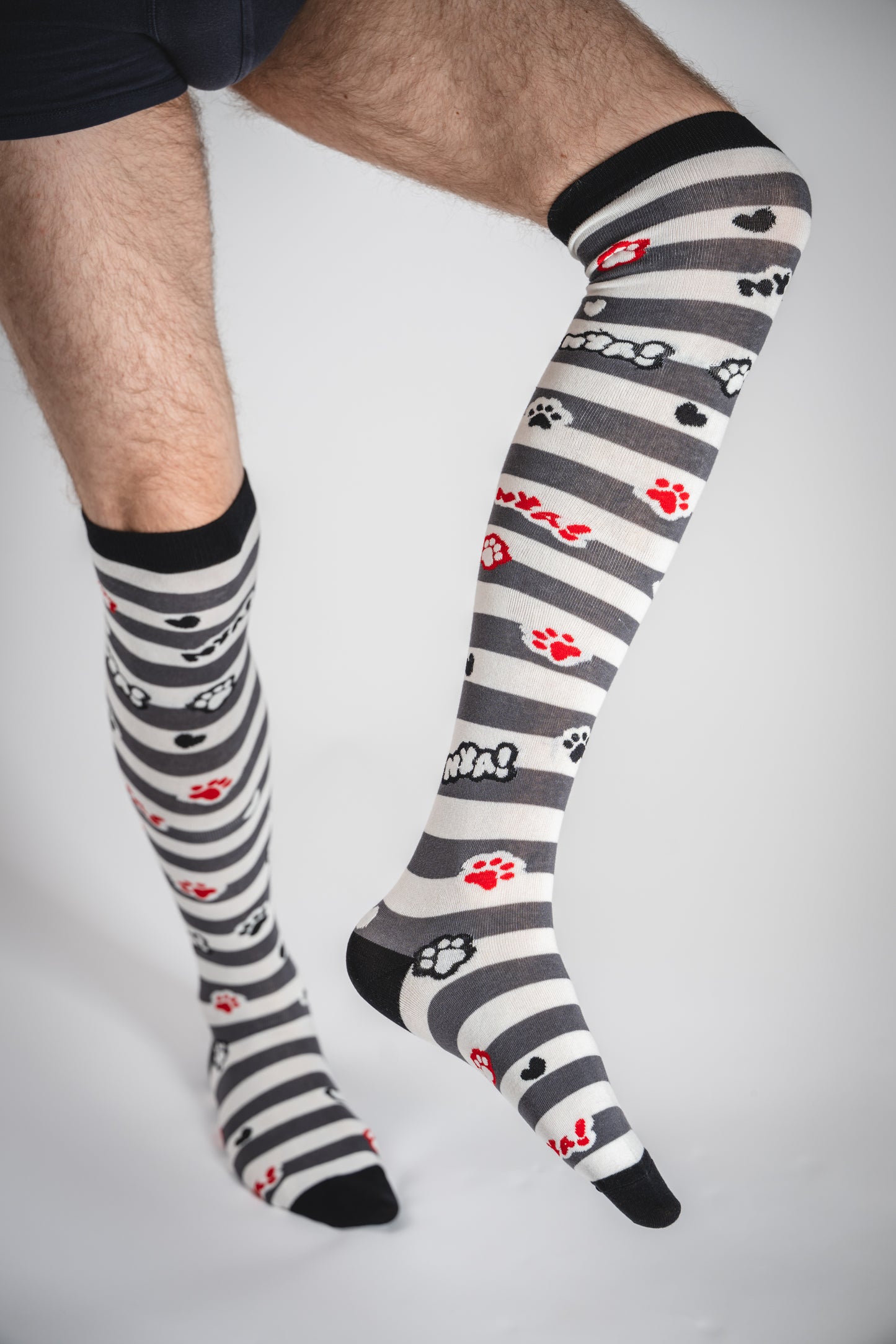 Nya! Striped - Black Overknee Socks